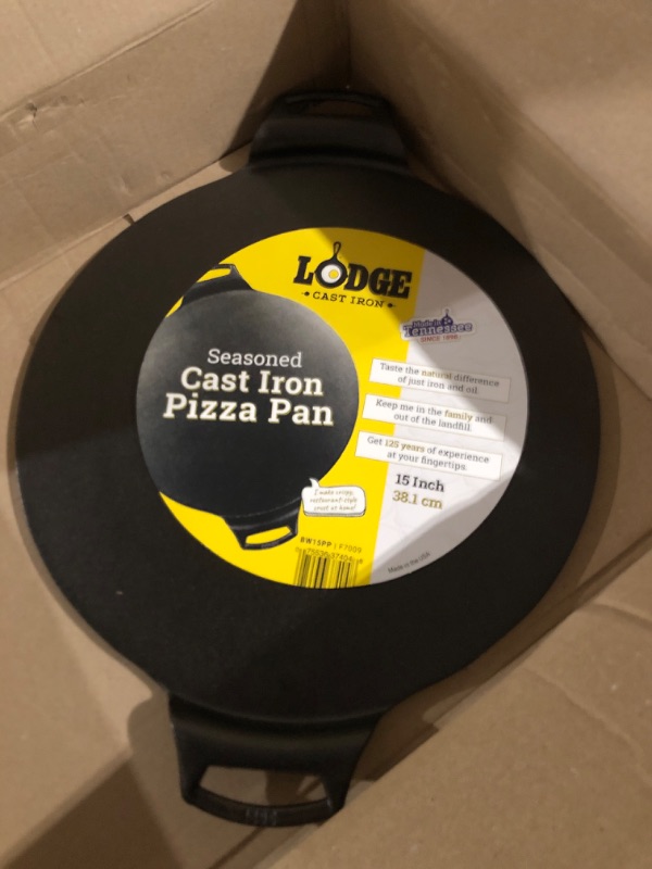 Photo 2 of 15" Cast Iron Pizza Pan