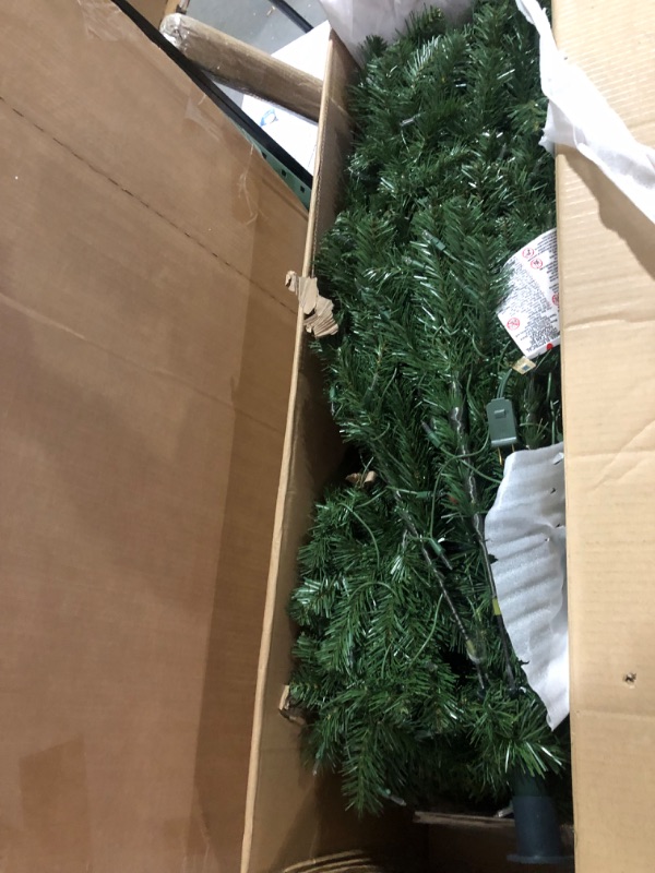 Photo 2 of 7 ft. North Valley Spruce Hinged Artificial Christmas Tree with 500 Clear Lights