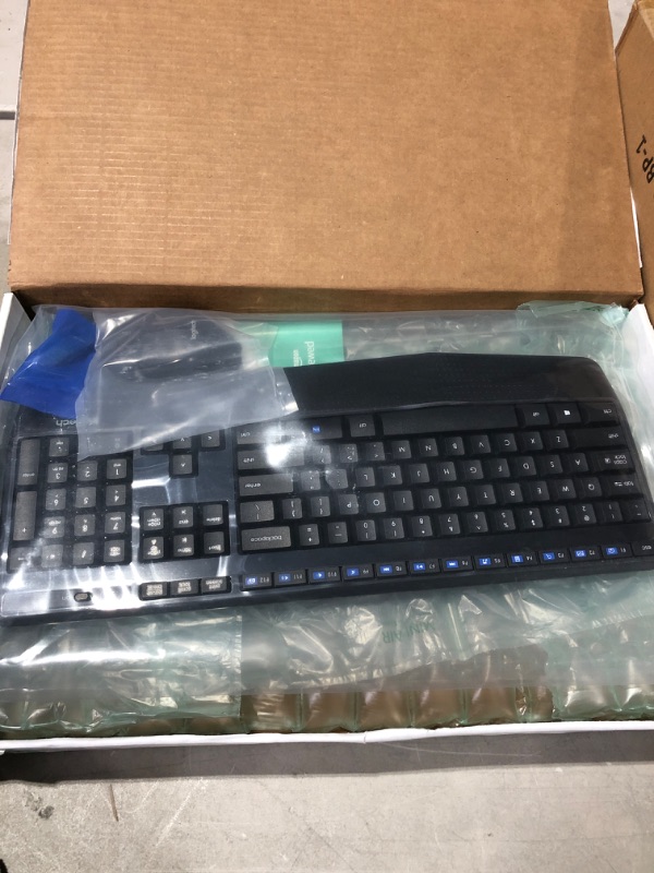 Photo 2 of Logitech MK345 Wireless Keyboard and Optical Mouse 