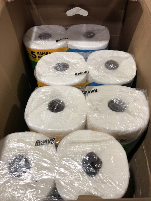 Photo 2 of Bounty Quick Size Paper Towels, White, 4 Packs Of 2 Family Rolls = 8 Family Rolls