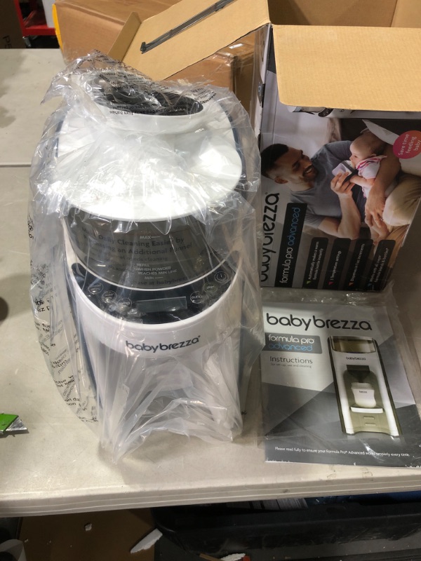 Photo 2 of Baby Brezza Formula Maker Pro Advanced Baby Formula Maker Dispenser