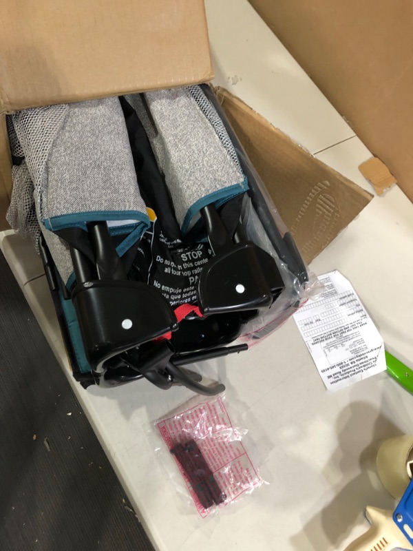 Photo 1 of Graco Pack 'n Play  39.5x28.5x29 Inch (Pack of 1) W/ Diaper Changer Darcie