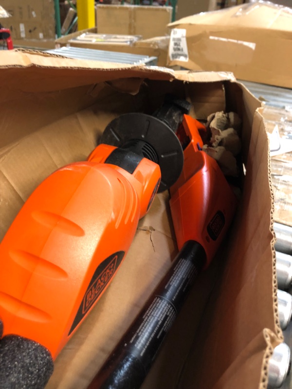 Photo 6 of **MISSING BATTERY**
BLACK+DECKER 20V MAX* POWERCONNECT 18 in. Cordless Pole Hedge Trimmer, Tool Only 