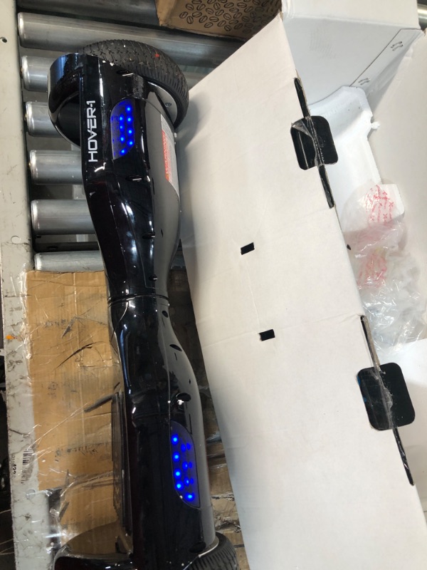 Photo 3 of **INTERNAL DAMAGE, NOT FUNCTIONAL, LOOSE SCREWS** Hover-1 Ultra Electric Self-Balancing Hoverboard Scooter Ultra Black