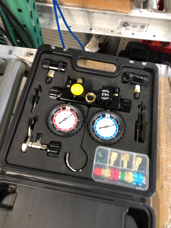 Photo 1 of LICHAMP AC R1234YF R134A Gauge Set, Automotive 4 Valve Manifold Gauge Compatible with R1234YF and R134A Refrigerants, Works on Car Freon Charging and Evacuation