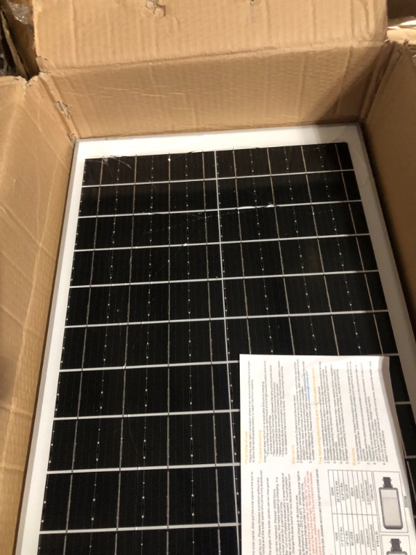 Photo 2 of *PARTS ONLY-SOLAR PANEL CRACKED*
TENKOO 300W Solar Street Flood Light USED