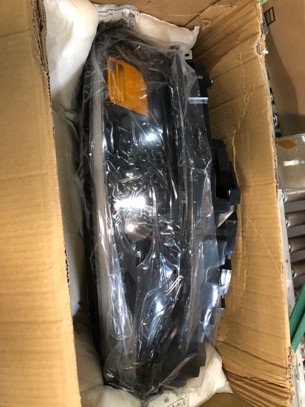 Photo 1 of UNABLE TO TEST   Clidr Headlight for Jeep Cherokee 2019 2020 2021 OEM LED Headlight Lamp Assembly Driver Side 68275945 MOPAR (Left)