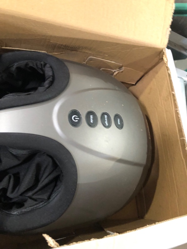 Photo 1 of **SEE NOTES**
Breo Foot Massager Machine with Heat, Shiatsu Deep Tissue Kneading, Rolling Massage for Relief, Fits Feet Up to Men Size 12 1 Count (Pack of 1)