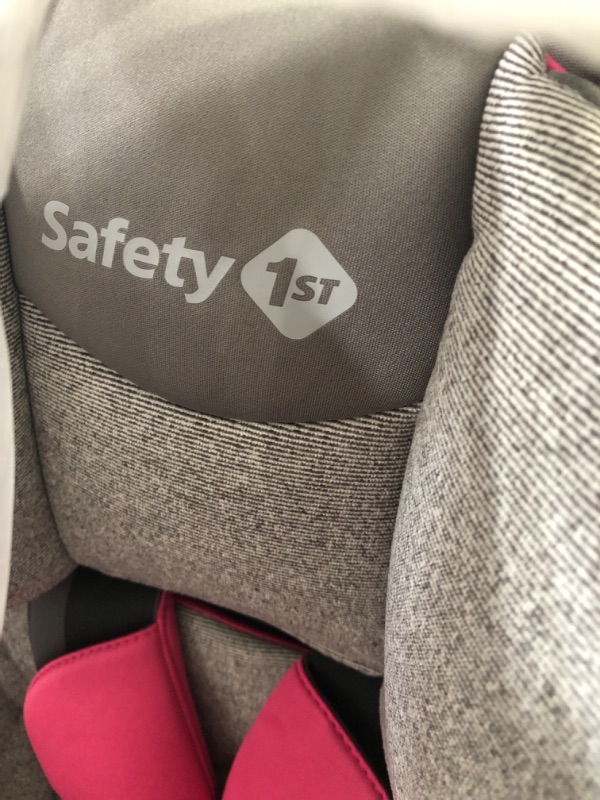 Photo 4 of * USED * 
Safety 1st Grow and Go All-in-One Convertible Car Seat, Rear-facing 5-40 pounds, Forward-facing 22-65 pounds, and Belt-positioning booster 40-100 pounds, Everest Pink Original