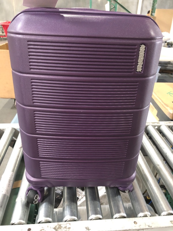 Photo 2 of Stratum 2.0 20" Spinner PLUM