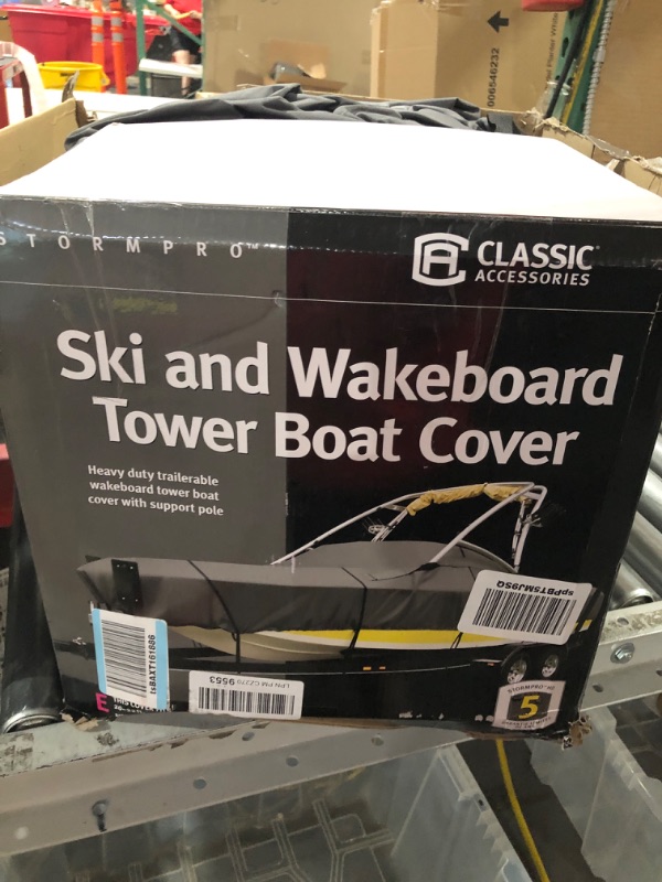 Photo 1 of * USED * 
Classic Accessories StormPro Heavy-Duty Ski & Wakeboard Tower Boat COVER  20'-22'L x 106"W (beam)