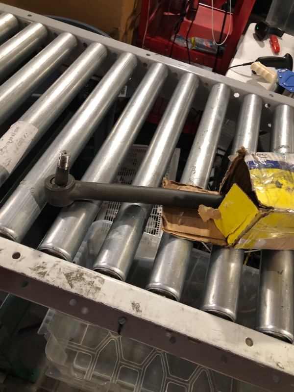 Photo 1 of MOOG DS1068 Steering Drag Link