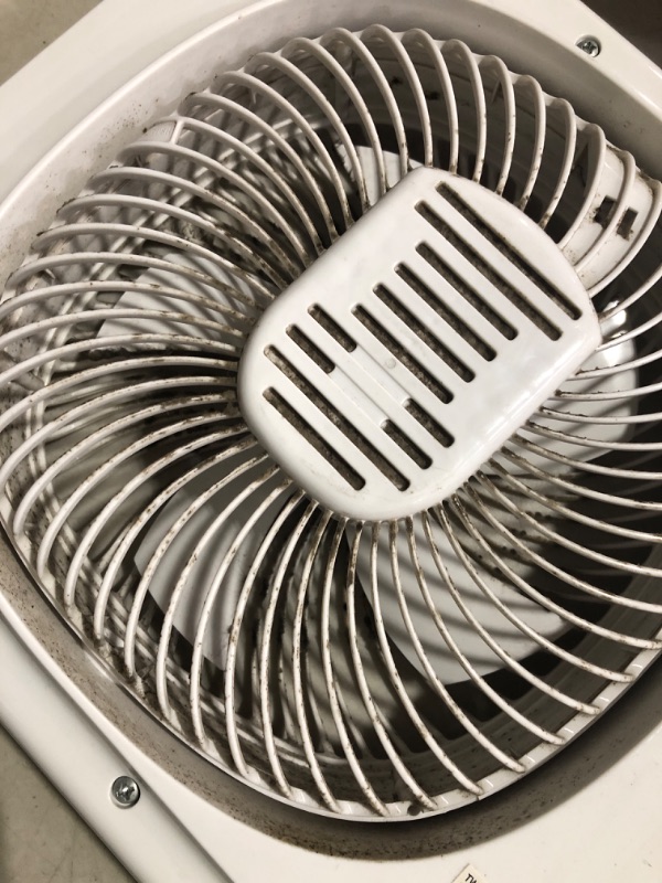 Photo 3 of **item used and dirty**no remote**
Shinic 9 Inch Twin Window Fan with 