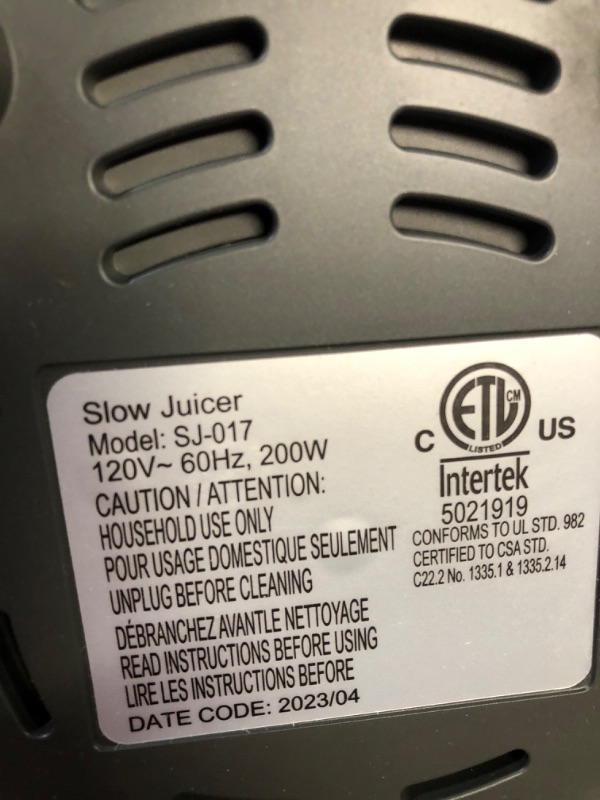 Photo 3 of * USED * 
Aeitto Slow Juicer, Slow Masticating Juicer Machine with Big Wide 81mm Chute 900 ml Juice Cup, Cold Press Juicer for Nutrient Fruits and Vegetables, Juicer Machine BPA-Free, Easy to Clean