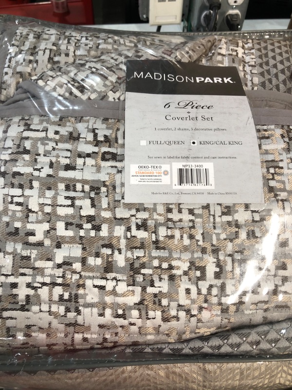 Photo 2 of * USED * 
Madison Park Quilt Set Luxurious Jacquard Stripes Design - All Season, Coverlet Bedspread Lightweight Bedding Layer, Shams, Decorative Pillow, King/Cal King(104"x94"), Chevron Grey/Taupe 6 Piece Chevron Grey/Taupe King/Cal King(104"x94")