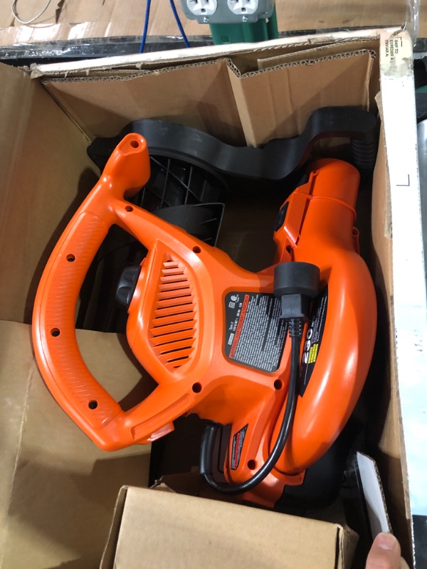 Photo 2 of ***item does not work***sold for parts***
BLACK+DECKER 3-in-1 Electric Leaf Blower with Blower/Vacuum Leaf Collection System (BV3600 & BV-006L)
