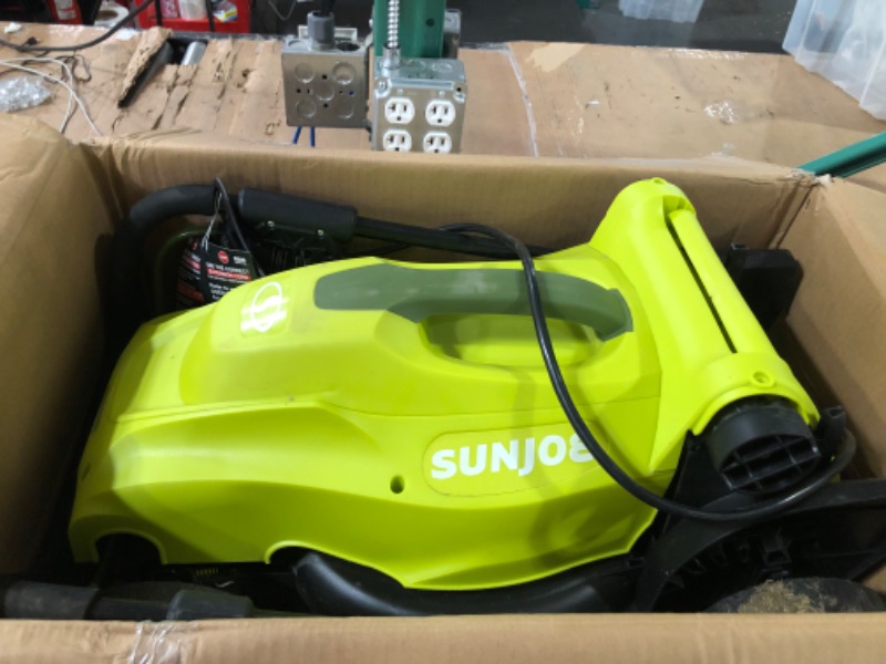 Photo 3 of ****FOR PARTS ONLY - MISSING SOME HARDWARE***
Sun Joe MJ401E 4-Inch 13-Amp Electric Lawn Mower w/Collapsible Handle Green