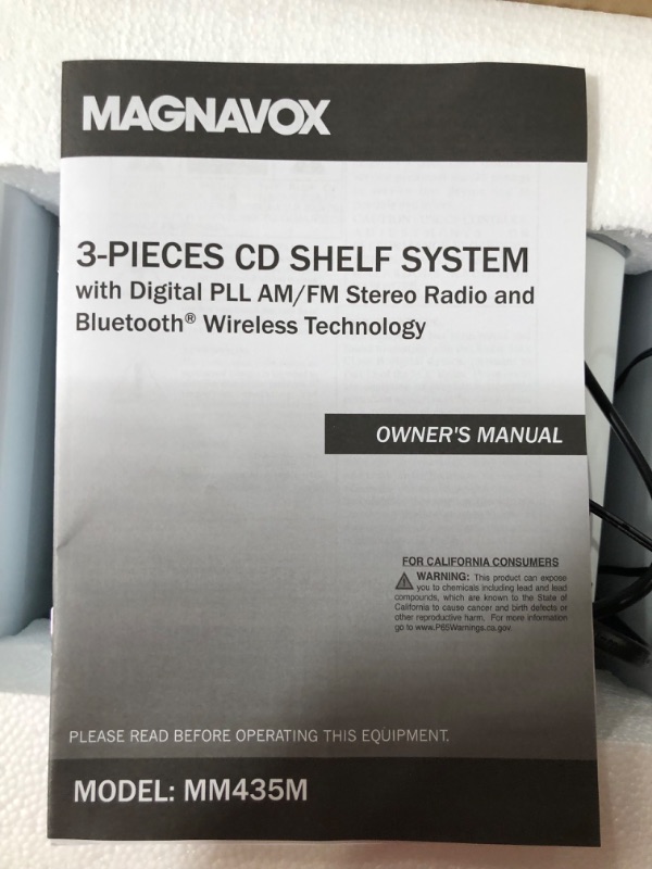 Photo 4 of Magnavox MM435M-WH 3-Piece Compact CD Shelf System