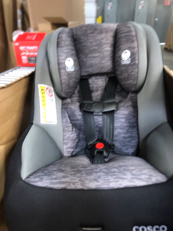 Photo 3 of Cosco Mighty Fit 65 DX Convertible Car Seat (Heather Onyx Gray)