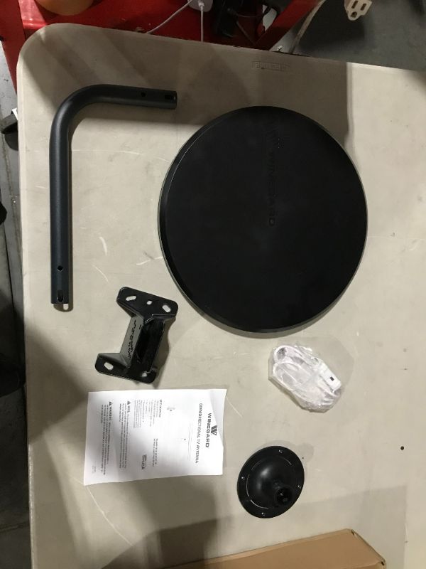 Photo 2 of ***MISSING PARTS - SEE NOTES***
Winegard Elite 360 Amplified Omnidirectional HDTV Antenna Elite 360 Antenna