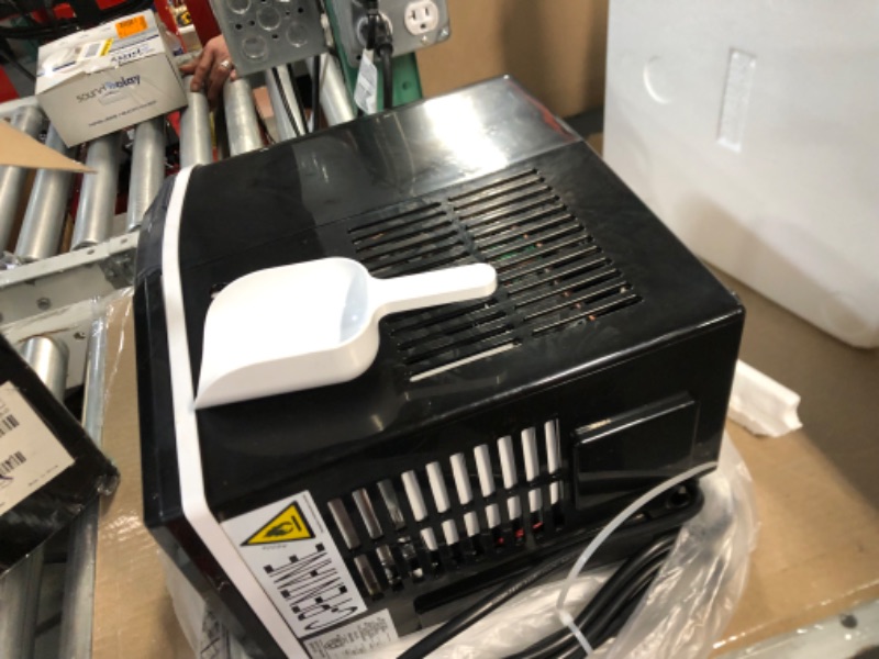 Photo 4 of ****USED*****
Portable Ice Makers Countertop with Handle, Makes up to 27 lbs. of Ice Per Day, 9 Cubes in 7 Mins, Self-Cleaning Ice Maker with Ice Scoop and Basket 