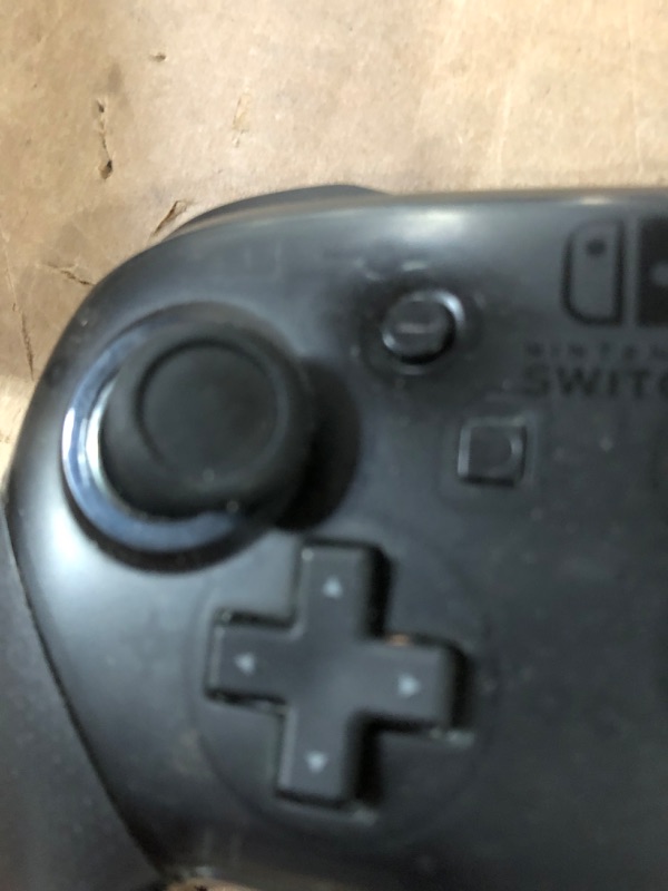 Photo 4 of Wireless Pro Controller NINTENDO SWITCH