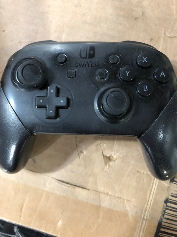 Photo 2 of Wireless Pro Controller NINTENDO SWITCH