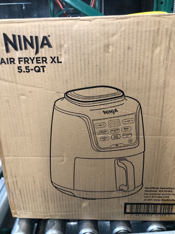 Photo 2 of **PARTS ONLY, DOES NOT FUNCTION CORRECTLY** Ninja AF150AMZ Air Fryer XL, 5.5 Qt.