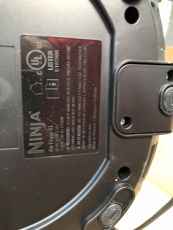 Photo 8 of **PARTS ONLY, DOES NOT FUNCTION CORRECTLY** Ninja AF150AMZ Air Fryer XL, 5.5 Qt.