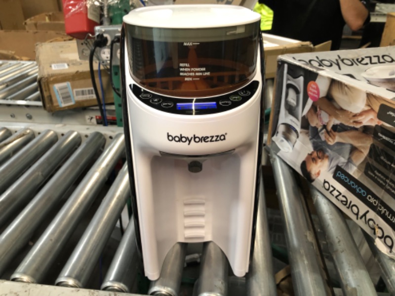 Photo 2 of *USED* New and Improved Baby Brezza Formula Pro Advanced Formula Dispenser Machine 