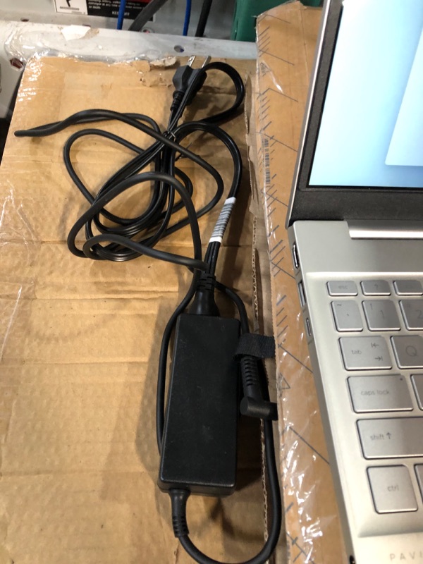 Photo 1 of HP Pavilion 15 Laptop, 12th Generation Intel Core i7-1255U Processor, 16 GB RAM, 512 GB SSD, 15.6" Full HD Display, Windows 11 Pro, Fingerprint Reader, Wi-Fi & Bluetooth, HD Webcam (15-eg2025nr 2022)
