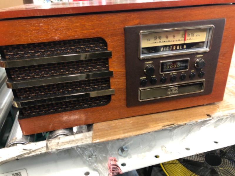 Photo 5 of Victrola Wooden Music Center + Improved Stereo Sound, Bluetooth Out, Improved Platter (Ellington), Mahogany (VTA-380SB-MAH-SDF)