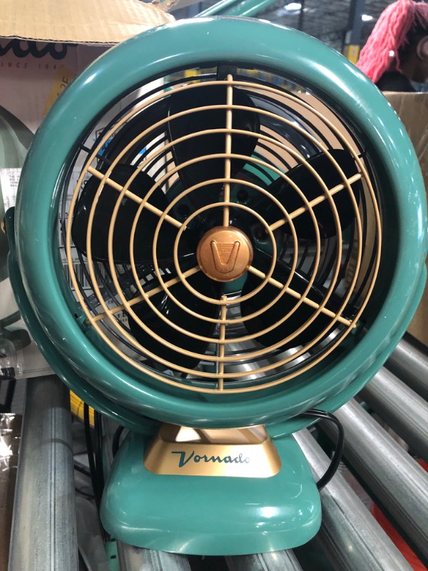 Photo 3 of 
Vornado VFAN Vintage Air Circulator Fan, 3 Speeds,