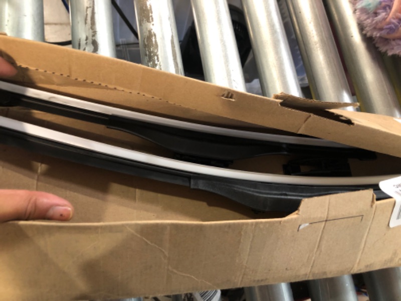 Photo 1 of K&N EDGE Wiper Blades: All Weather Performance, Superior Windshield Contact, Streak-Free Wipe Technology: 26" + 16" (Pack of 2)