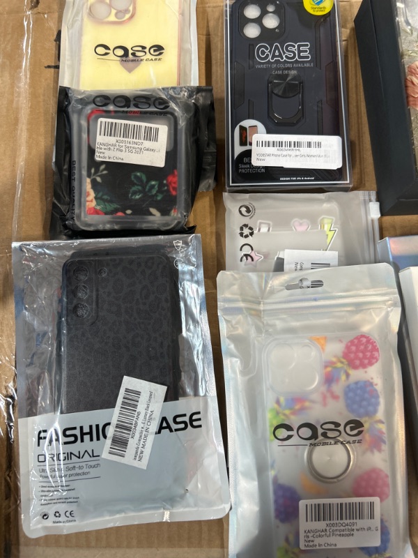 Photo 1 of **NON-REFUNDABLE, MISCELLANEOUS PHONE CASES/SCRENN PROTECTORS BUNDLE**
