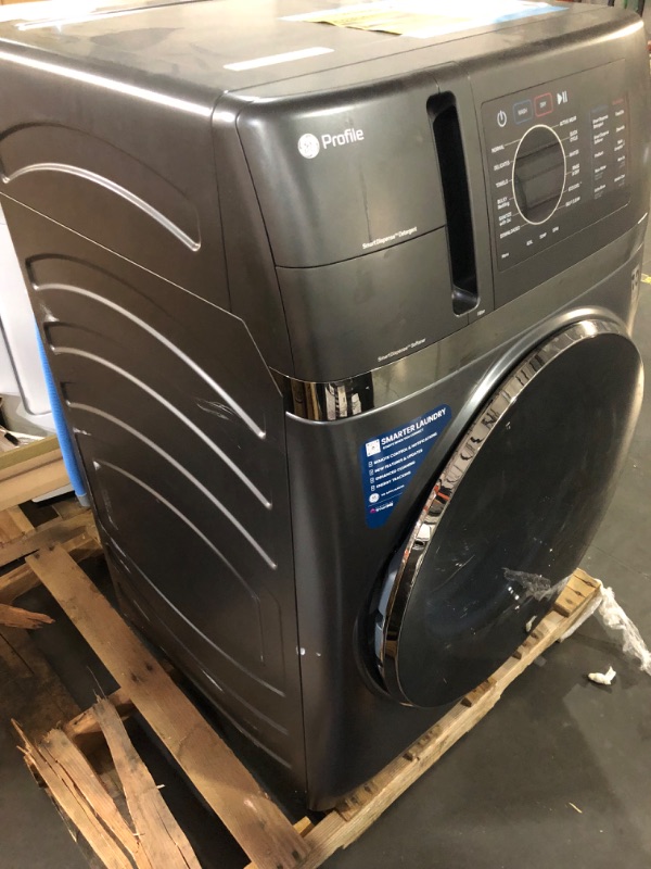 Photo 3 of GE Profile PFQ97HSPVDS 28 Inch Smart Front Load Washer/Dryer Combo with 4.8 cu.ft. Capacity