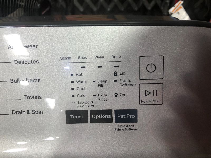 Photo 9 of ***SCRATCHED - LIGHTS UP WHEN PLUGGED IN - UNABLE TO TEST FURTHER***
Maytag Pet Pro 4.7-cu ft High Efficiency Agitator Top-Load Washer (Volcano Black)