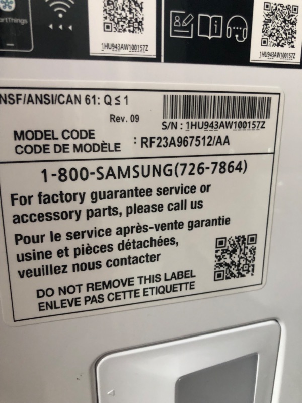 Photo 3 of Samsung 29-cu ft 4-Door Smart French Door Refrigerator with Dual Ice Maker and Door within Door (White Glass) ENERGY STAR