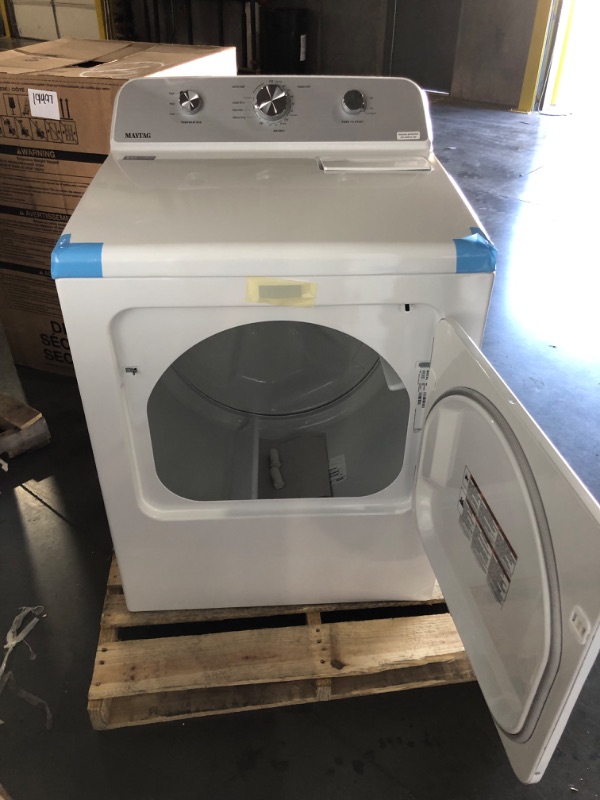 Photo 4 of Maytag 7-cu ft GAS Dryer (White)