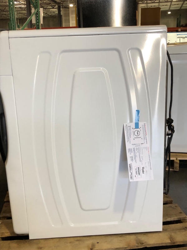 Photo 7 of MAYTAG 4.5 Cu. Ft. Front Load Washer with Quick Wash Cycle
