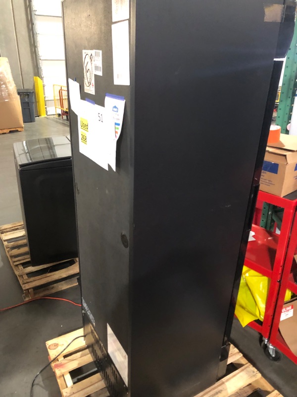 Photo 4 of KoolMore 24-in W 450-Can Capacity Commercial Black Built-In/Freestanding Beverage Refrigerator with Glass Door
