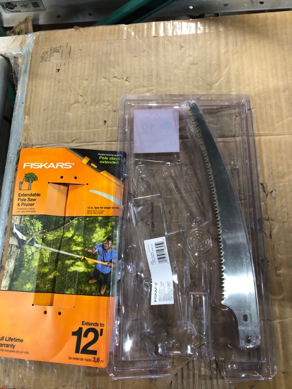 Photo 3 of (Used - See notes) Fiskars 12 Foot Extendable Pole Saw & Pruner, Orange (393951-1001) 1-(Pack)