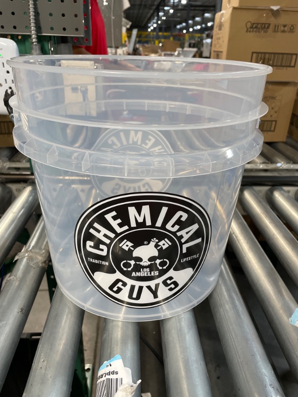 Photo 2 of Chemical Guys ACC10602 Heavy Duty Ultra Clear Detailing Bucket for Cars,