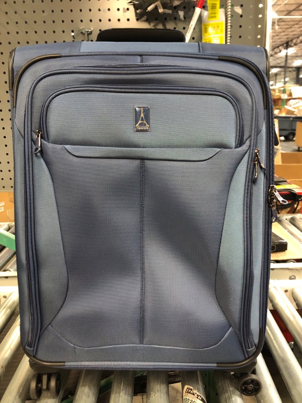 Photo 1 of travelpro 28' suitcase/luggage (blue)