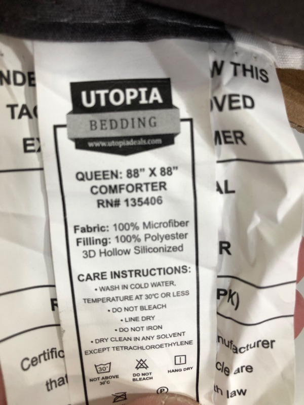 Photo 3 of *USED*Utopia Bedding Queen Comforter 