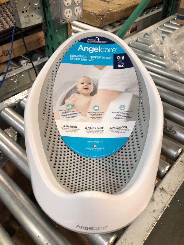 Photo 3 of Angelcare Baby Bath Support