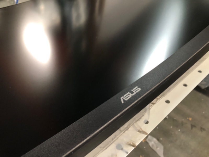 Photo 7 of [damage] ASUS TUF Gaming 32" 1080P Curved Monitor