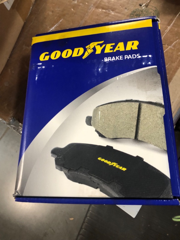 Photo 3 of Goodyear Brakes GYD914P Front Disc Brake Pads