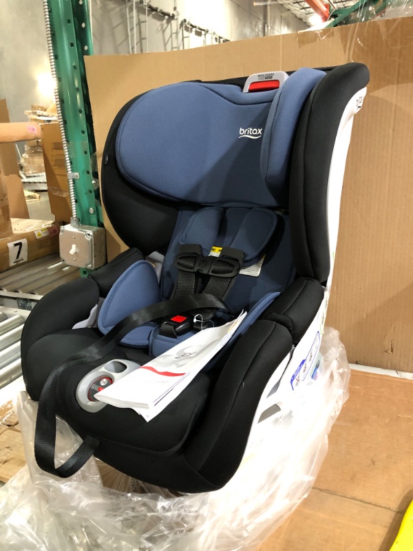 Photo 3 of Britax Boulevard Clicktight Convertible Car Seat, Blue Contour SafeWash Boulevard Blue Contour