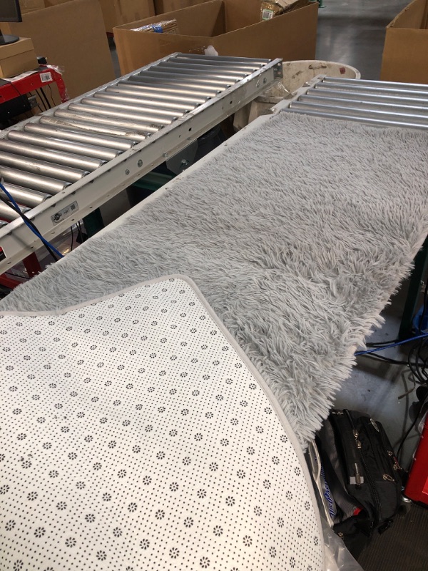 Photo 1 of ** SEE NOTES** Rtizon Soft Shag Runner Rug for Bedroom, 2x6 Feet  Grey